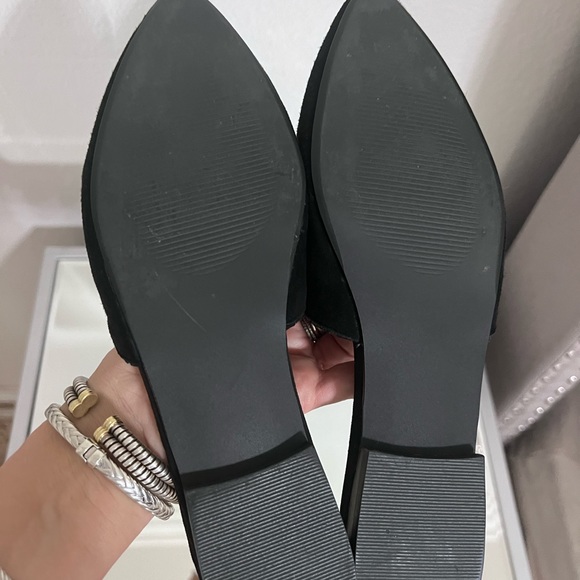 Steve Madden suede mules flats . Size 7.5 - Picture 6 of 9